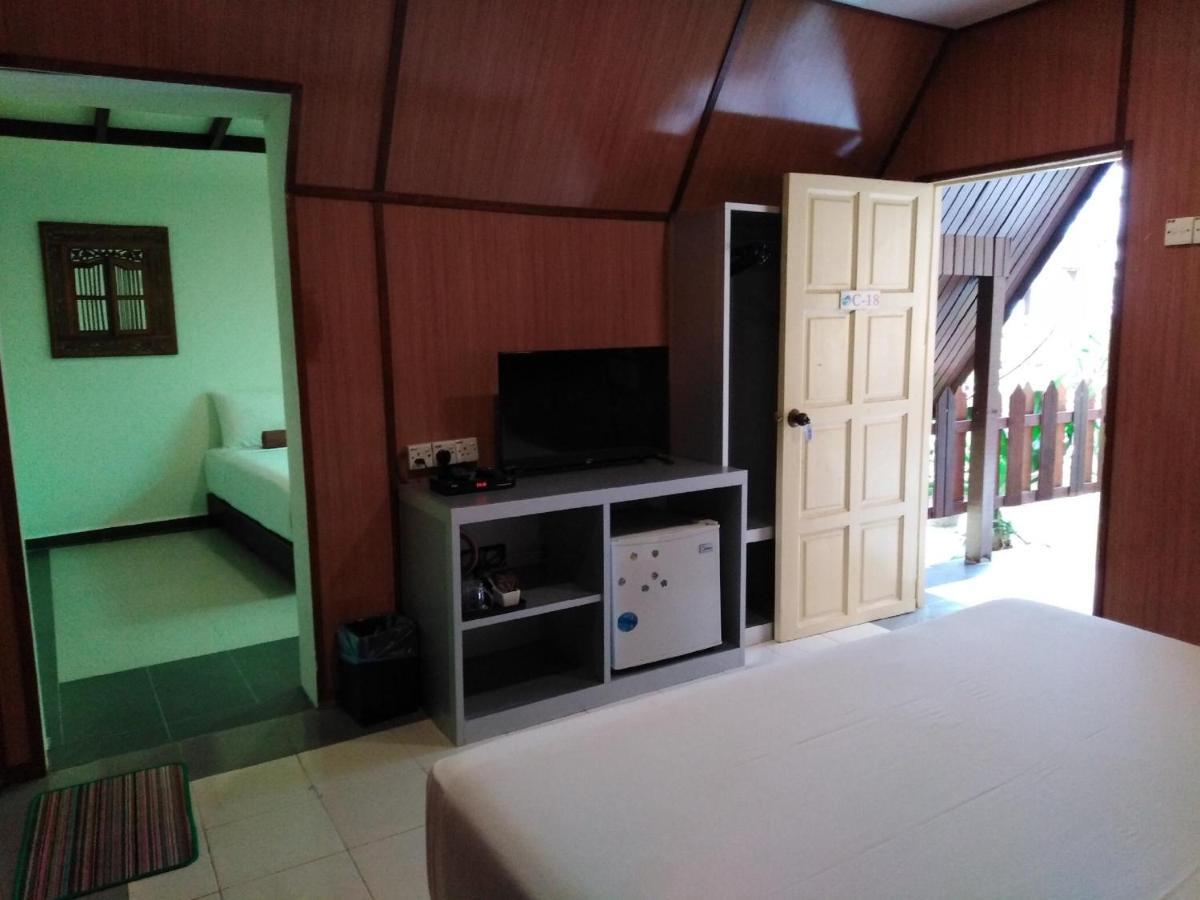Sandy Beach Resort By Casa Loma Pantai Cenang  Exterior foto