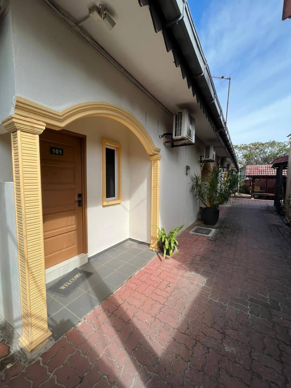 Sandy Beach Resort By Casa Loma Pantai Cenang  Exterior foto